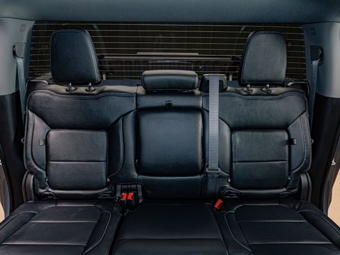 Used 2020 Chevrolet Silverado 1500 RST w/ All-Star Edition image 28