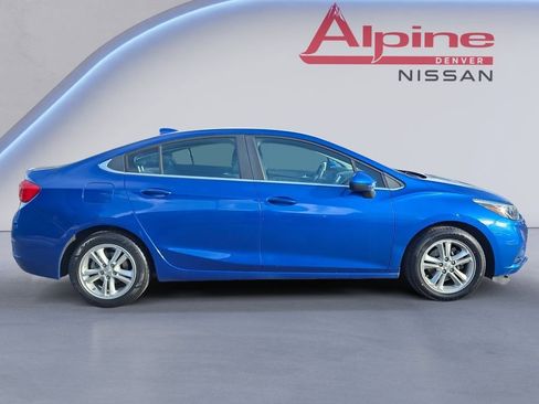 Used 2018 Chevrolet Cruze LT image 6