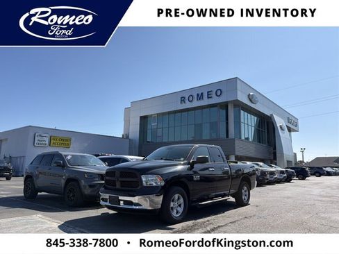 Used 2017 RAM 1500 Classic SLT AWD/4WD image 1