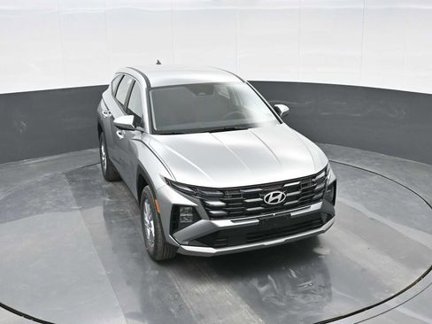 New 2026 Hyundai Tucson SE image 22
