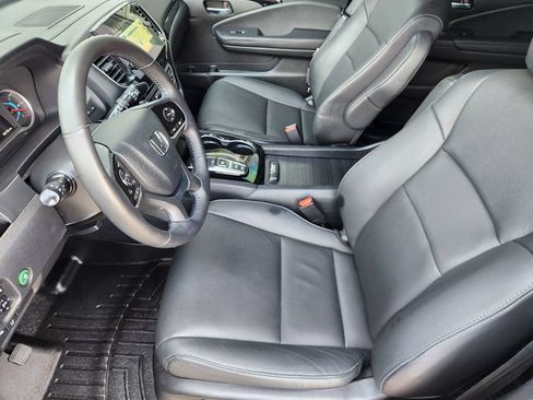 Used 2020 Honda Pilot Touring image 13