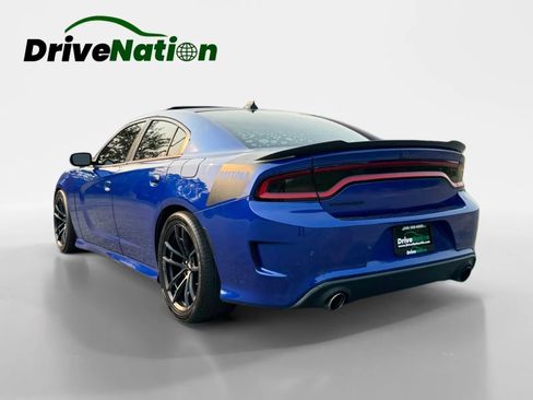 Used 2018 Dodge Charger R/T RWD image 7