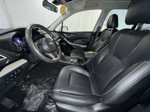 Used 2022 Subaru Forester Limited image 12