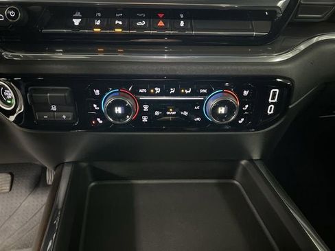 Certified 2024 Chevrolet Silverado 2500 High Country image 18