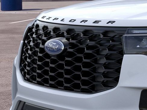 New 2026 Ford Explorer ST-Line w/ ST-Line Street Pack AWD/4WD image 19