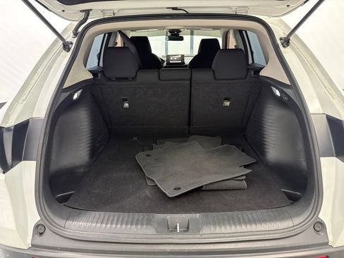 Used 2023 Honda HR-V LX image 18