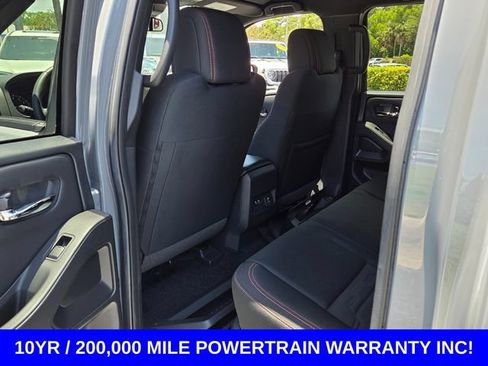 Used 2025 Nissan Frontier PRO-4X w/ Pro Convenience Package AWD/4WD image 11
