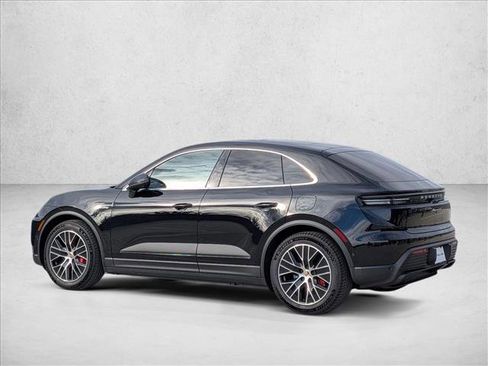Used 2025 Porsche Macan 4S Electric image 5