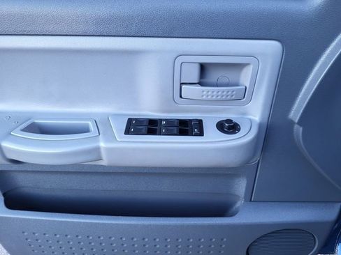 Used 2006 Dodge Dakota SLT image 17