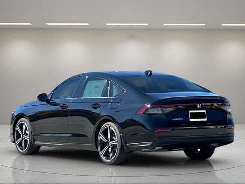 New 2026 Honda Accord SE image 3