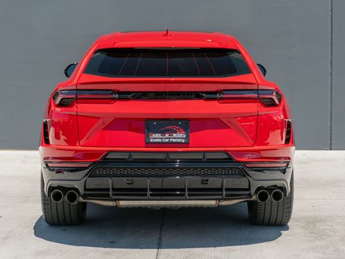 Used 2024 Lamborghini Urus S AWD/4WD image 8