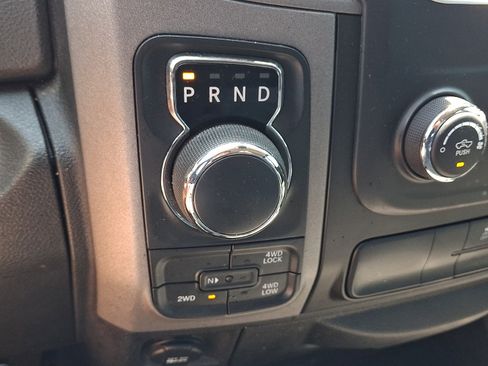 Used 2015 RAM 1500 Express AWD/4WD image 15
