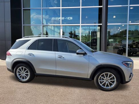 Used 2025 Mercedes-Benz GLE 350 4MATIC image 4
