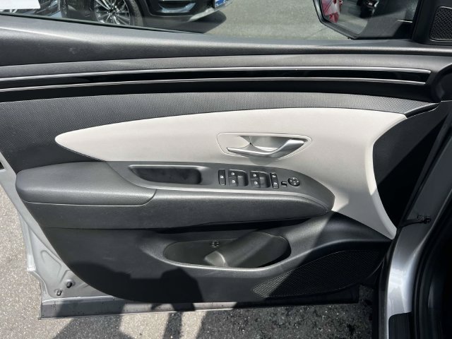 Certified 2024 Hyundai Tucson SEL AWD/4WD image 16