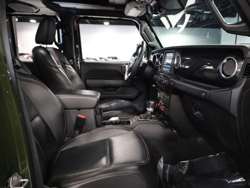 Used 2021 Jeep Wrangler Unlimited Rubicon w/ Trailer Tow Package image 43