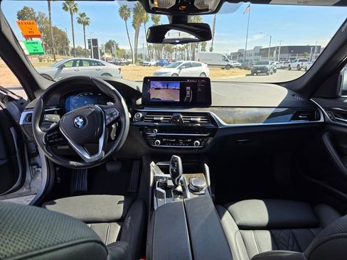 Used 2021 BMW 530i w/ Convenience Package image 16