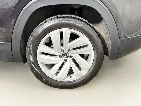 Used 2021 Volkswagen Atlas Cross Sport SE AWD/4WD image 28