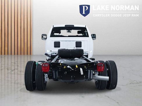 New 2024 RAM 5500 Tradesman image 7