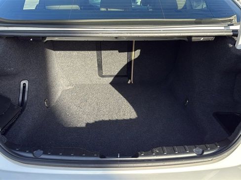 Used 2016 BMW 528i Sedan image 9