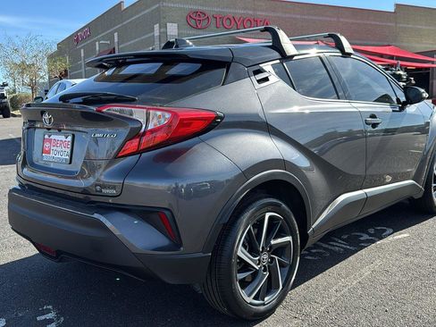 Used 2022 Toyota C-HR Limited image 7