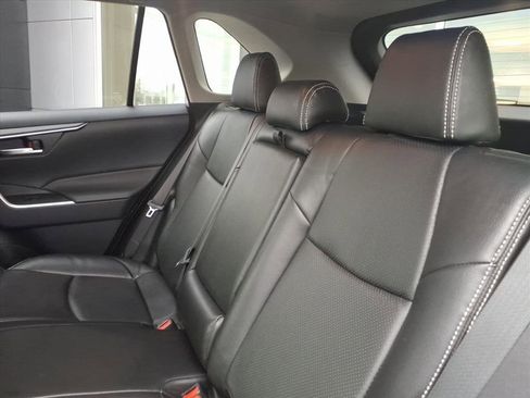 Used 2019 Toyota RAV4 XLE image 28