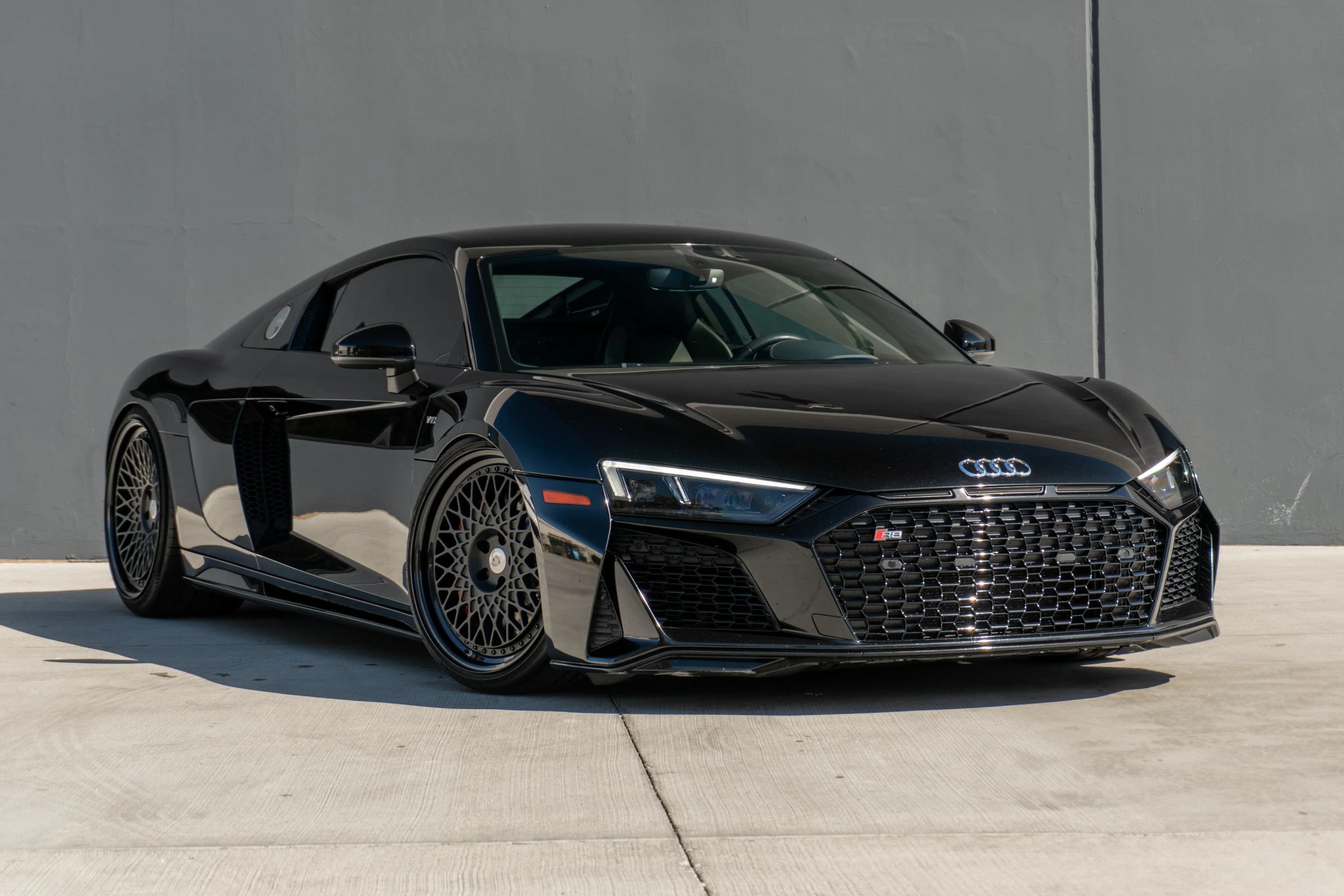 Used 2021 Audi R8 V10 RWD image 5