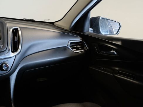 Used 2020 Chevrolet Equinox LT image 15