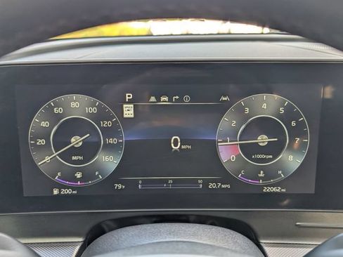 Used 2025 Kia Sportage SX FWD image 13