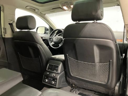 Used 2015 Audi Q7 TDI Premium Plus w/ Premium Plus Package AWD/4WD image 29