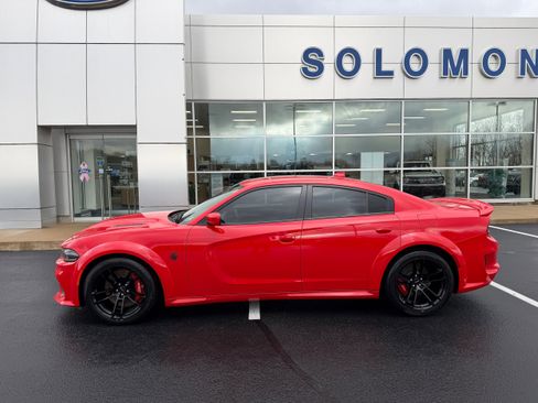 Used 2022 Dodge Charger SRT Hellcat w/ SRT Black Package image 9