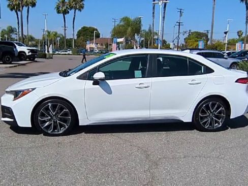 Used 2021 Toyota Corolla SE w/ Carpet Mat Package (TMS) FWD image 4