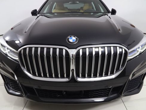 Used 2020 BMW 745e xDrive image 53