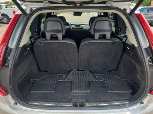 Used 2017 Volvo XC90 T6 Momentum w/ Vision Package AWD/4WD image 24
