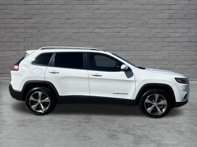 Used 2021 Jeep Cherokee Limited w/ Elite Package AWD/4WD image 7
