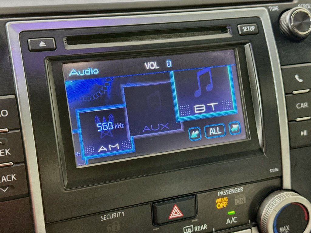 Used 2013 Toyota Camry LE FWD image 15