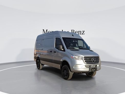 New 2026 Mercedes-Benz Sprinter 2500 image 3