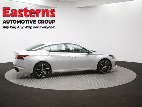 Used 2024 Nissan Altima 2.5 SR image 42