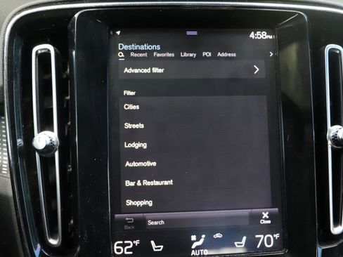 Used 2019 Volvo XC40 T4 R-Design FWD image 20