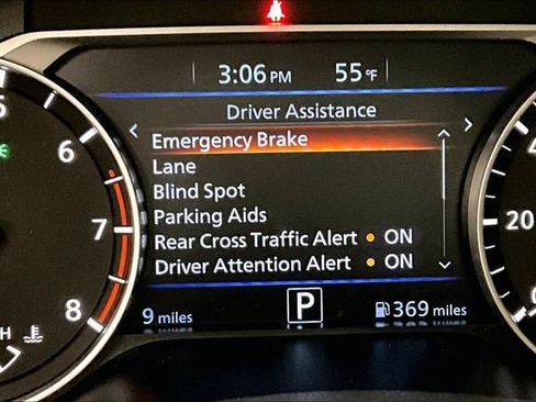 New 2025 Nissan Altima 2.5 SR w/ SR Premium Package image 27