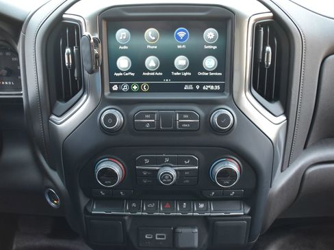 Used 2022 Chevrolet Silverado 1500 LT w/ LPO, Dark Essentials Package AWD/4WD image 33