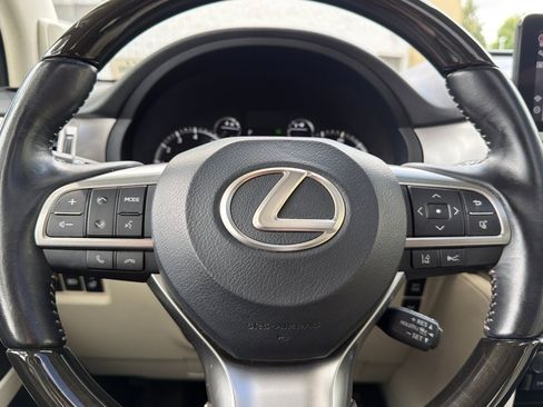 Used 2022 Lexus GX 460 Premium w/ Premium Package AWD/4WD image 30