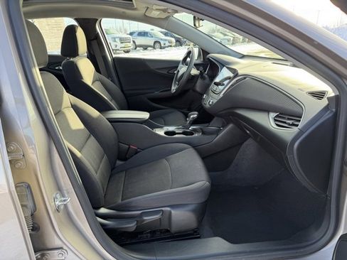 Used 2023 Chevrolet Malibu LT image 17