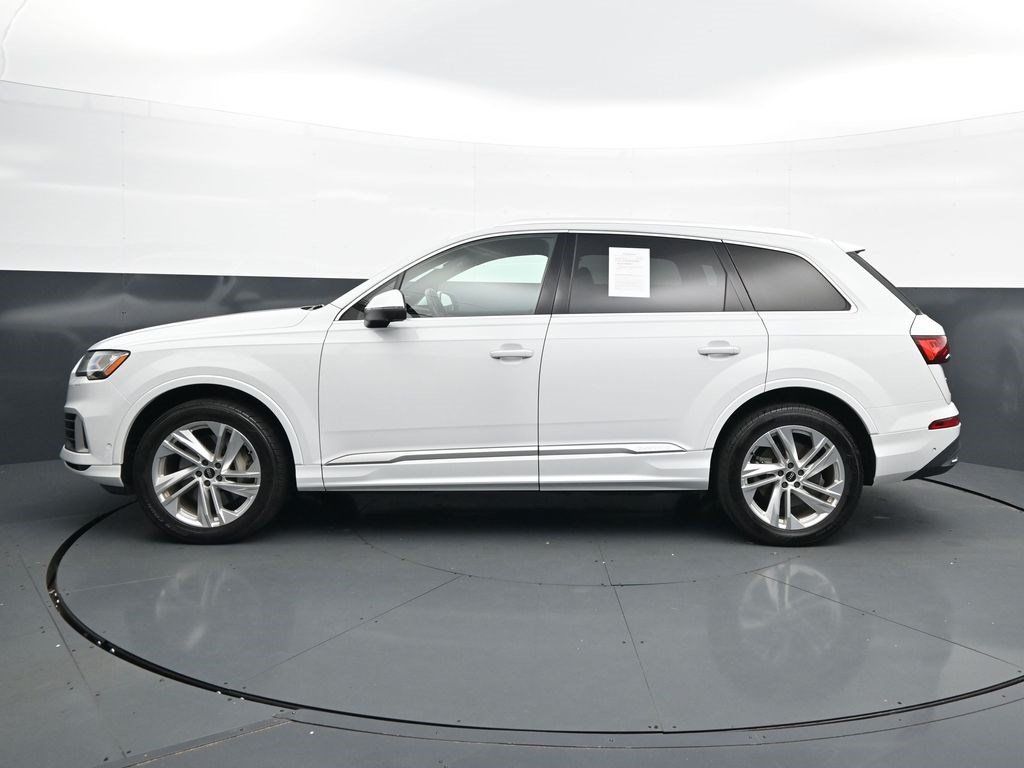 Used 2021 Audi Q7 3.0T Premium Plus w/ Premium Plus Package AWD/4WD image 8