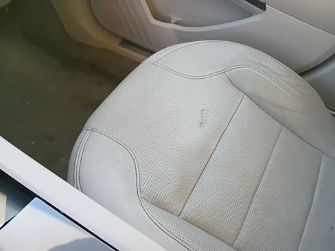 Used 2010 Ford Taurus Limited image 27