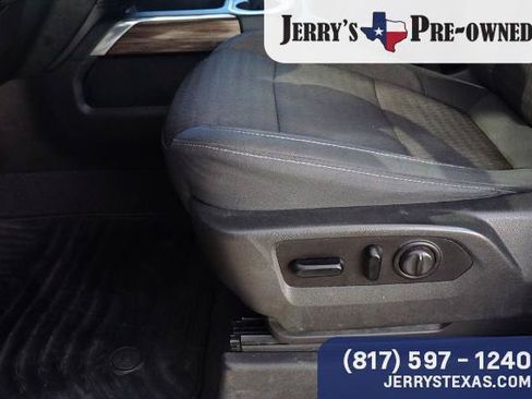 Used 2020 Chevrolet Silverado 1500 RST w/ Texas Edition AWD/4WD image 17