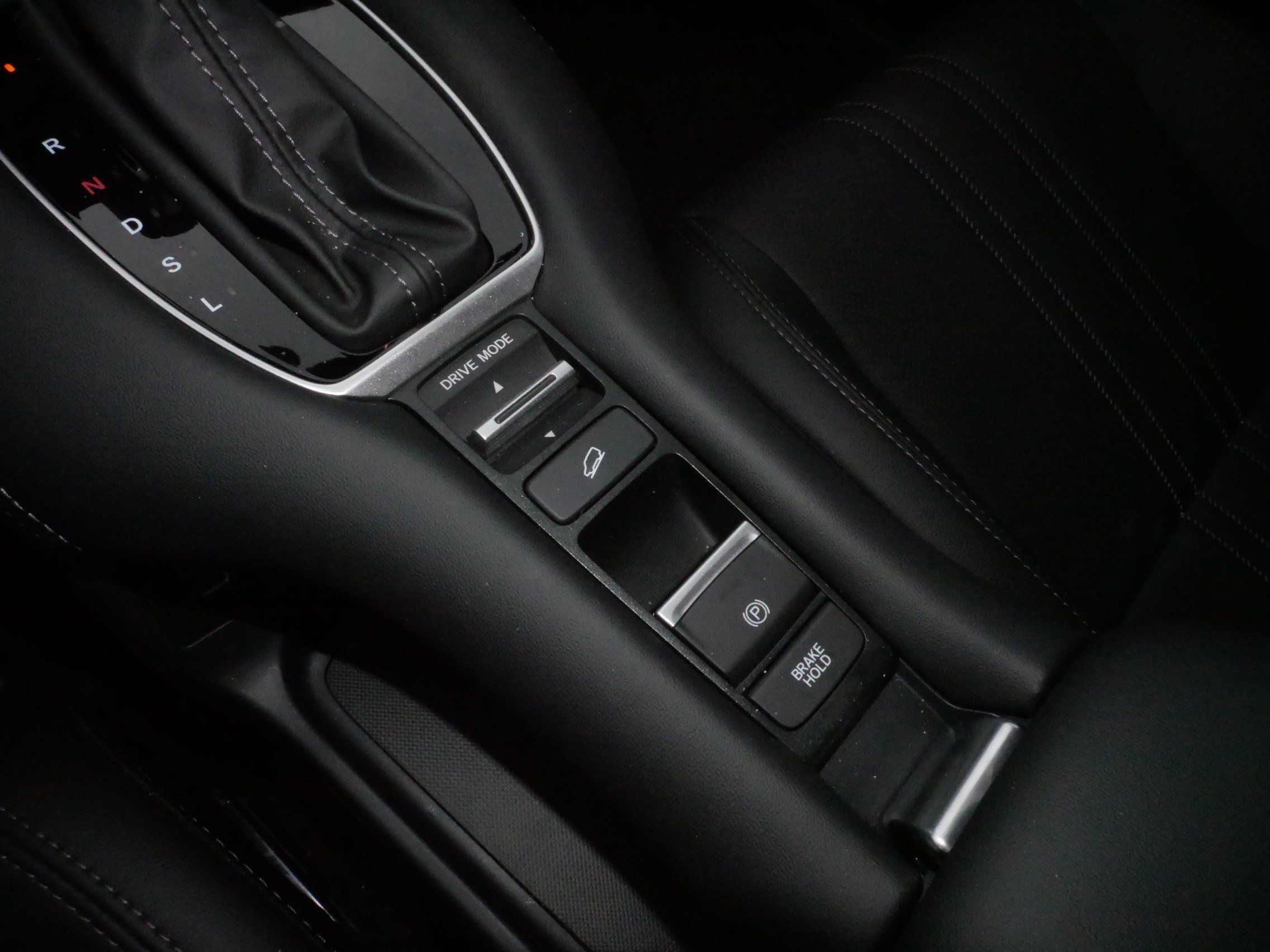 Certified 2027 Honda HR-V EX-L image 26