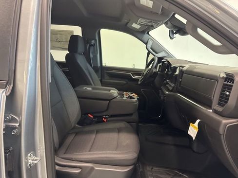 New 2026 Chevrolet Silverado 3500 LT image 26