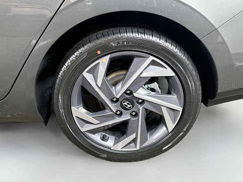 New 2026 Hyundai Elantra Limited w/ Cargo Package FWD image 31