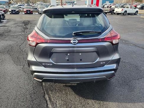 Certified 2022 Nissan Kicks SR w/ Premium Package image 7
