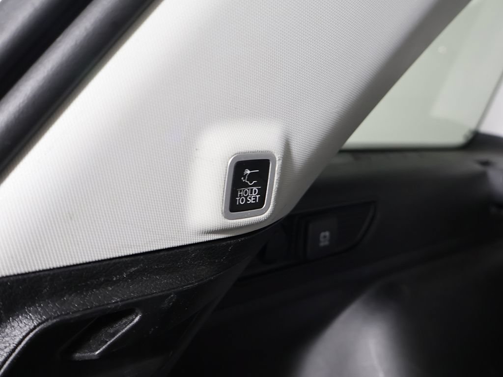 Used 2023 Jeep Grand Cherokee Limited AWD/4WD image 60